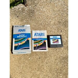 Atari 5200 Super Breakout‎  with Box and Manual Retro Video Game 1982